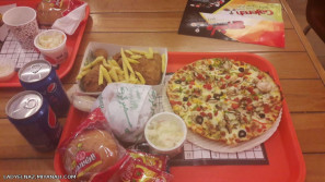 Pizza^_*