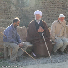 ای جوان عزیز حرف گوش کن ...