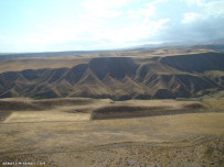 میانه(تپهای روستای نشق و نقاباد)