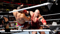 Ryback vs. David Otunga3