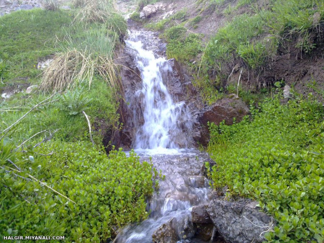 آبشار کوچولو کوه بزگوش