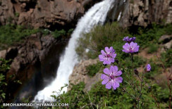 آبشار بلوکان میانه