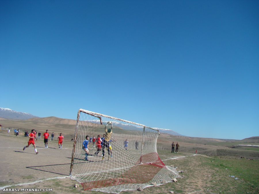 فوتبال در روستای آونلیق-نوروز 1393