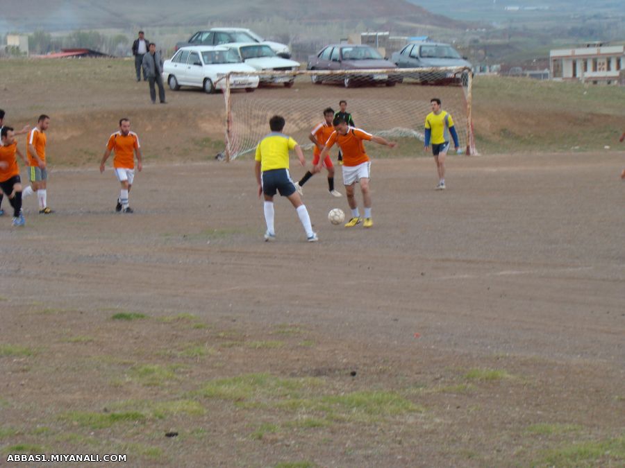 فوتبال در روستای آونلیق-نوروز 1393