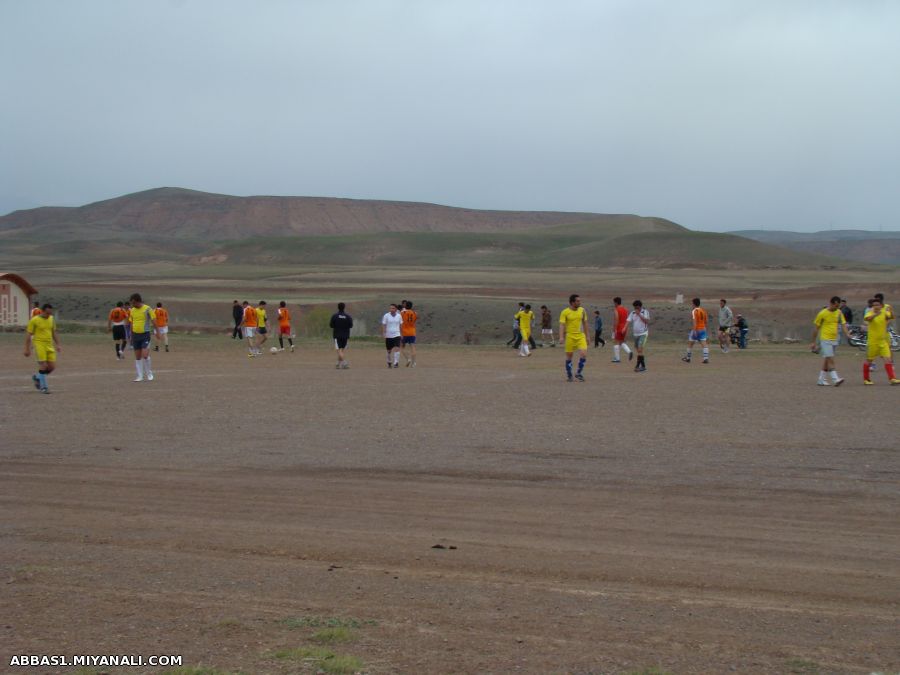 فوتبال در روستای آونلیق-نوروز 1393