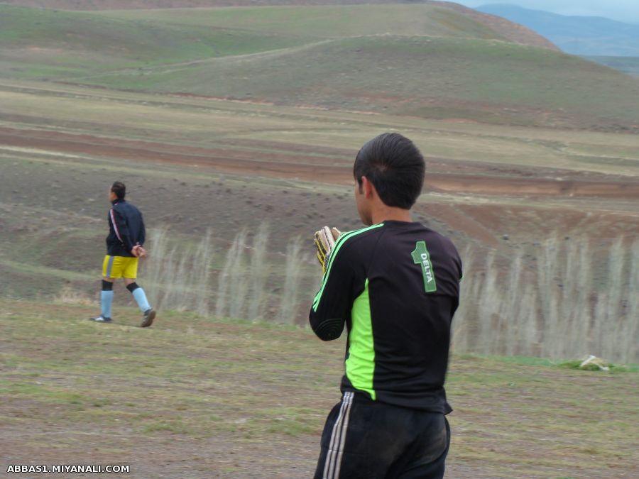 فوتبال در روستای آونلیق-نوروز 1393