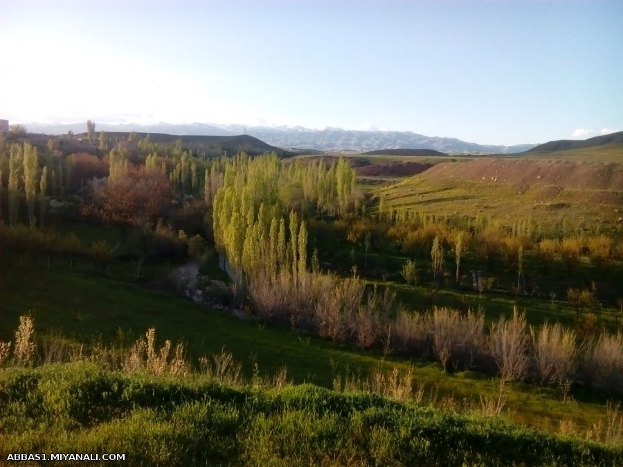 طبیعت روستای آونلیق میانه. فروردین 1395