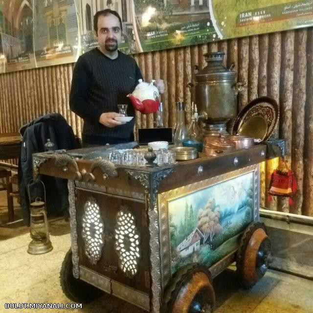 بفرمایین چای...