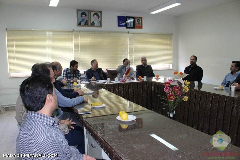  بازدید سرزده دکتر مددی از اداره تأمین اجتماعی شهرستان میانه 