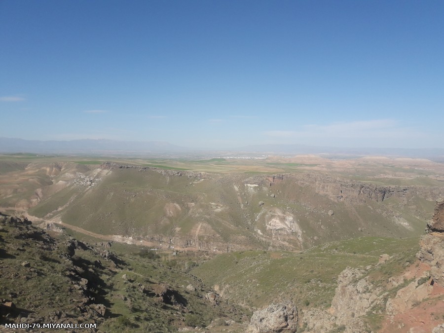 ۱۳ بدر ۹۷دربند شیخدرآباد(بام میانه)