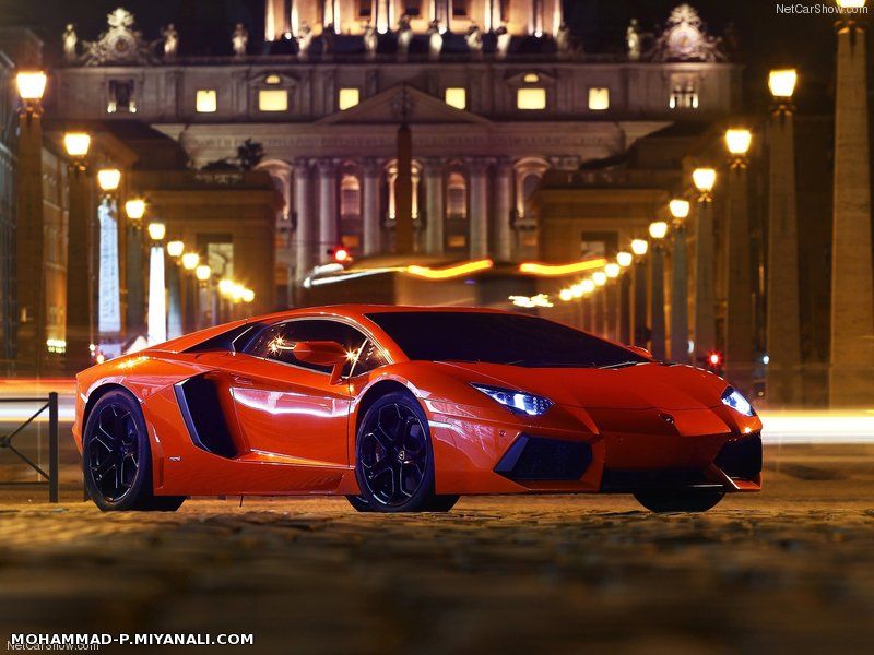 Lamborghini-Aventador_LP700-4_2012