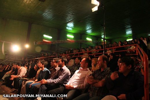 نمایش گروه هنری بابک«صمد و ممد» در شهرستان میانه/تصاویر