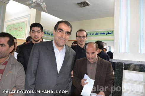 بازدید وزیر بهداشت دولت امید و مقامات بلندپایه میانه از مراکز درمانی شهر/ گزارش تصویری