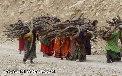 به بهانه اینکه بهشت زیر پای مادران هست هرگونه ظلمی را براشون تحمیل می کنیم