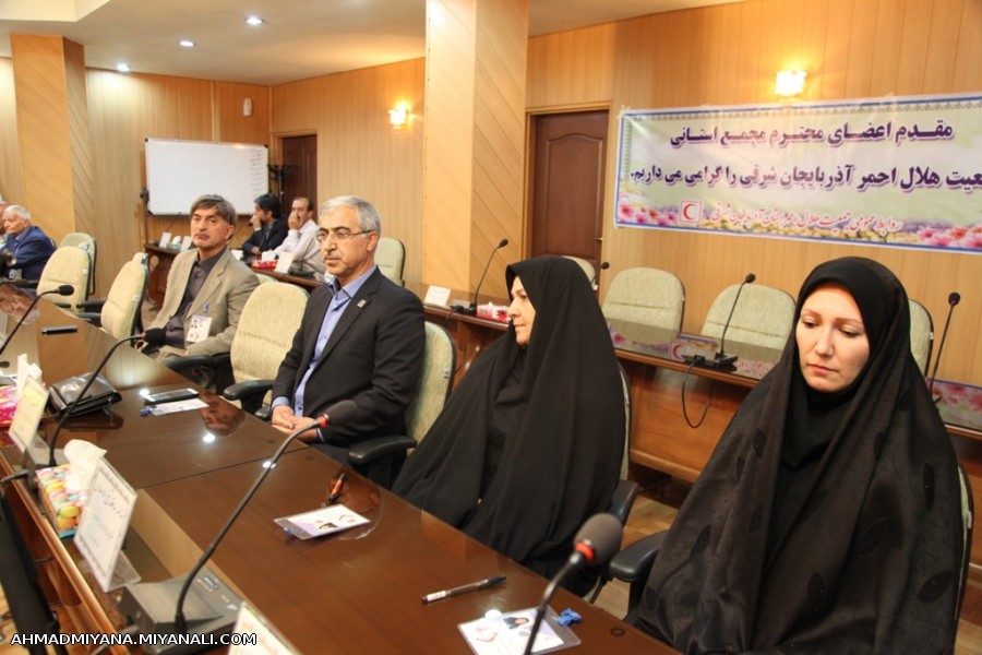 خانم شیخ الاسلامی عضو شوارای عالی اجرایی جمعیت هلال احمرکشور انتخاب شدند